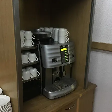 霍夫邮政酒店 *