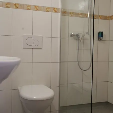 Hof Und Post אינרטקירכן